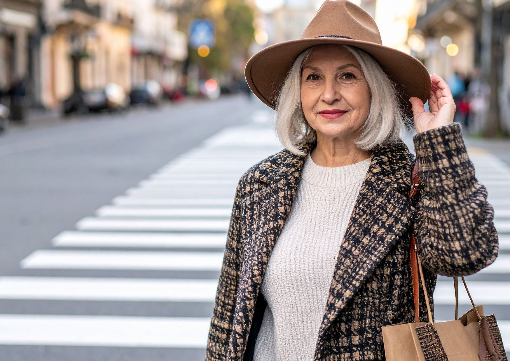 Parisian women 4