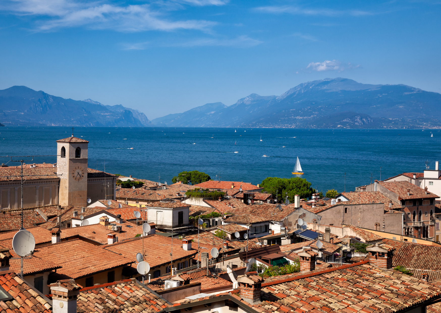 She Bought a €32,000 Ruin in Italy Sounds Romantic Until You See the Final Cost: She Spent 30 Months Renovating In Italy The Total Shocked Everyone 3 Trentino Italy 6