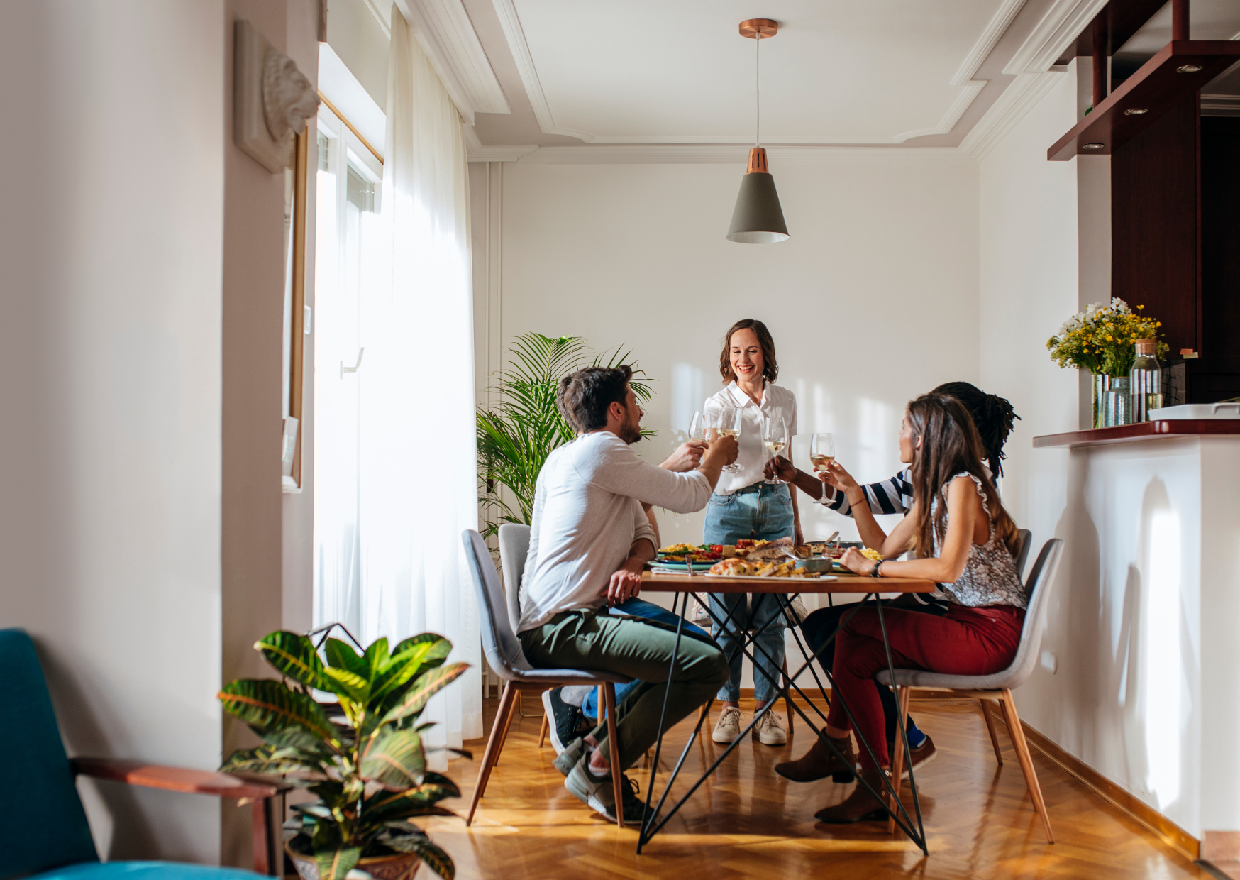 The European Dinner Party Expectation Americans Fail Every Time 2 dinner invitation 4