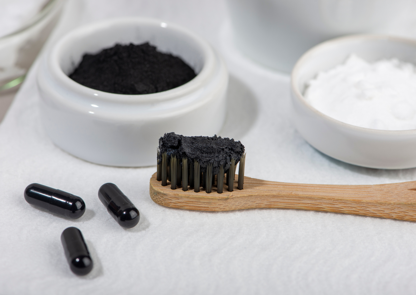 I Stopped Using American Toothpaste for 30 Days and Switched to Italian Charcoal Powder. My Dentist Couldn't Believe the Plaque Reduction 3 toothpaste 2