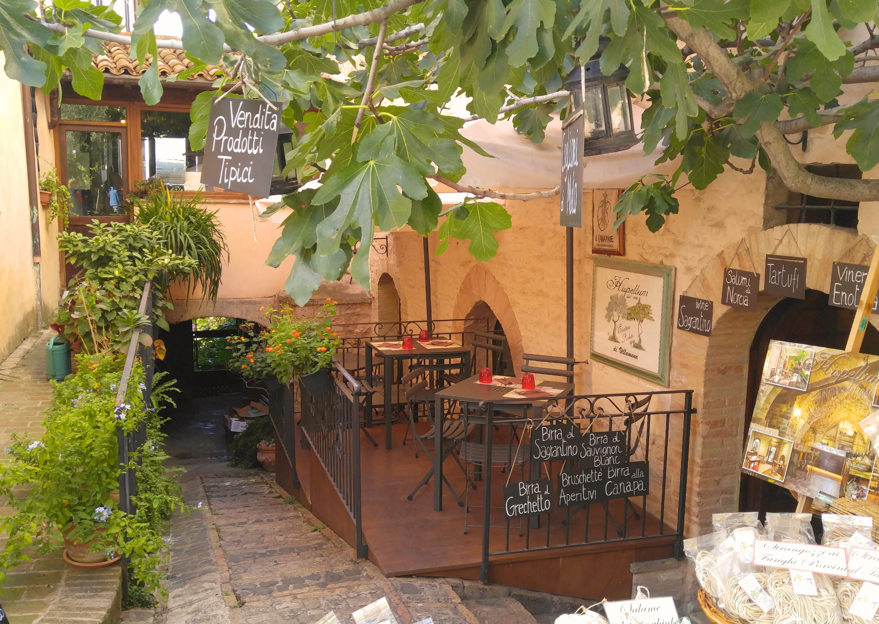 Americans Spend $5,000 A Month To Live Like This: Italians Spend €1,400 1 Italy Spello 2