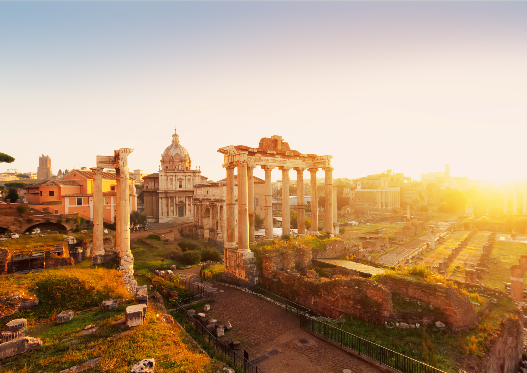 The 7 Tourist Traps in Italy That Secretly Arent Traps Why Locals Actually Go There 3