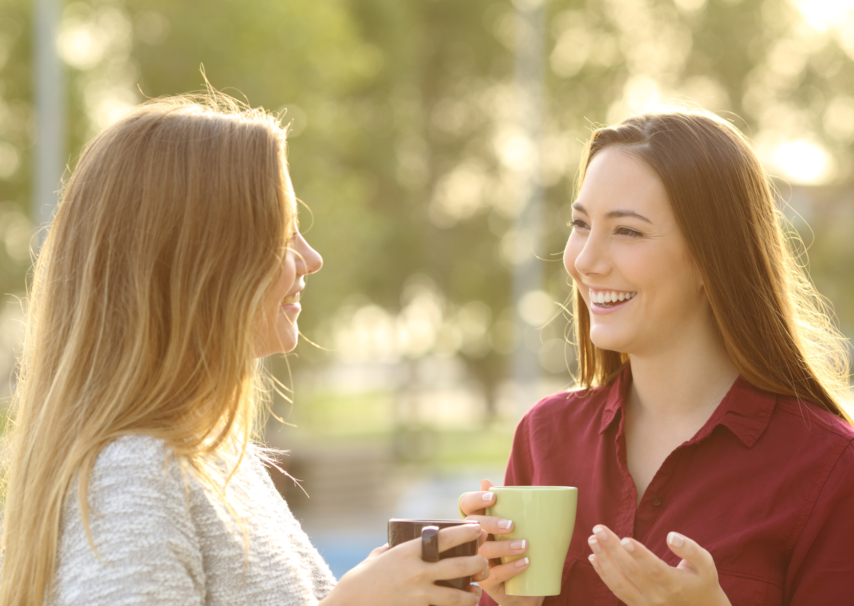 Why Being on Time in Spain Makes You the Rude One 3 friends in Spain 5