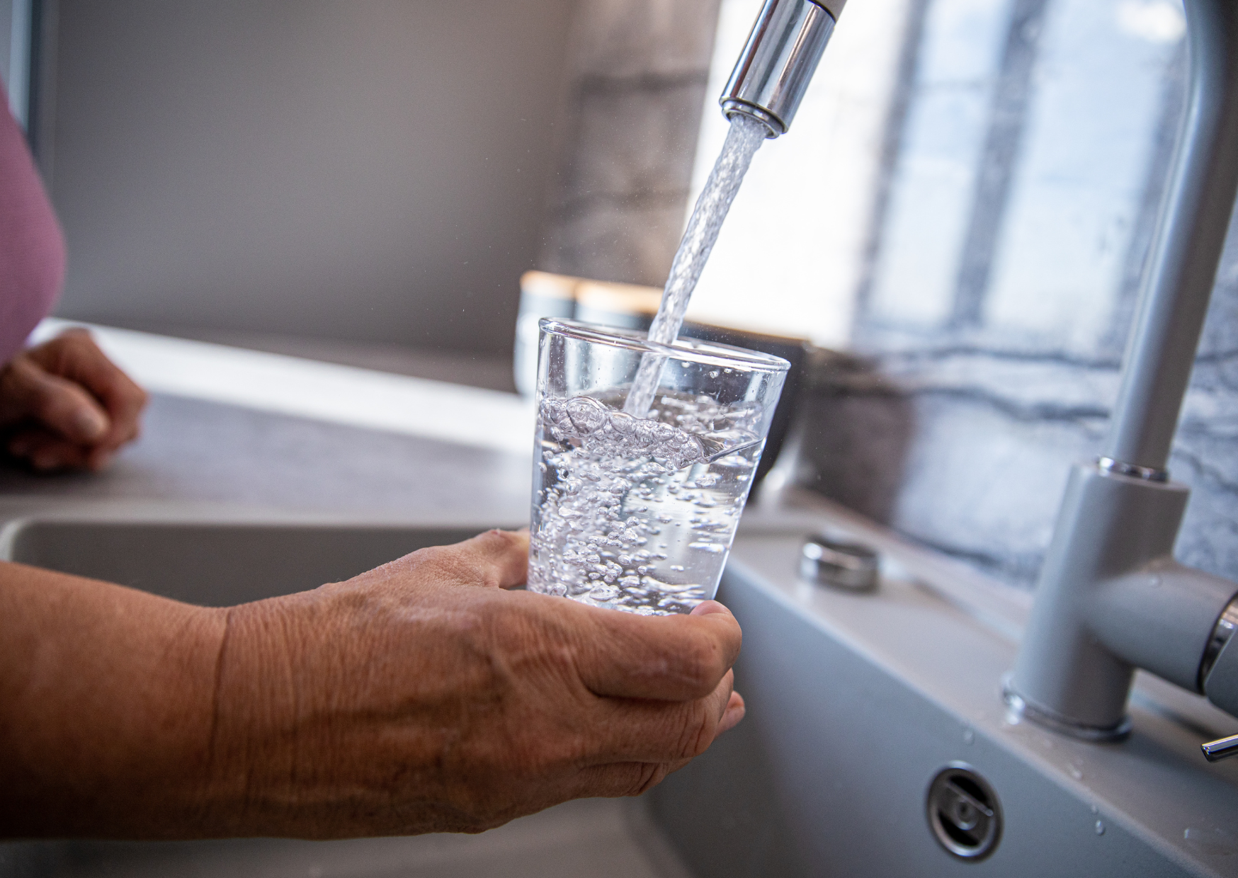 Why Asking for Tap Water in Spain Marks You as a Clueless Tourist: How to Order Water in Spain Without Looking Like a Tourist 3 ordering tap water in Spain 3