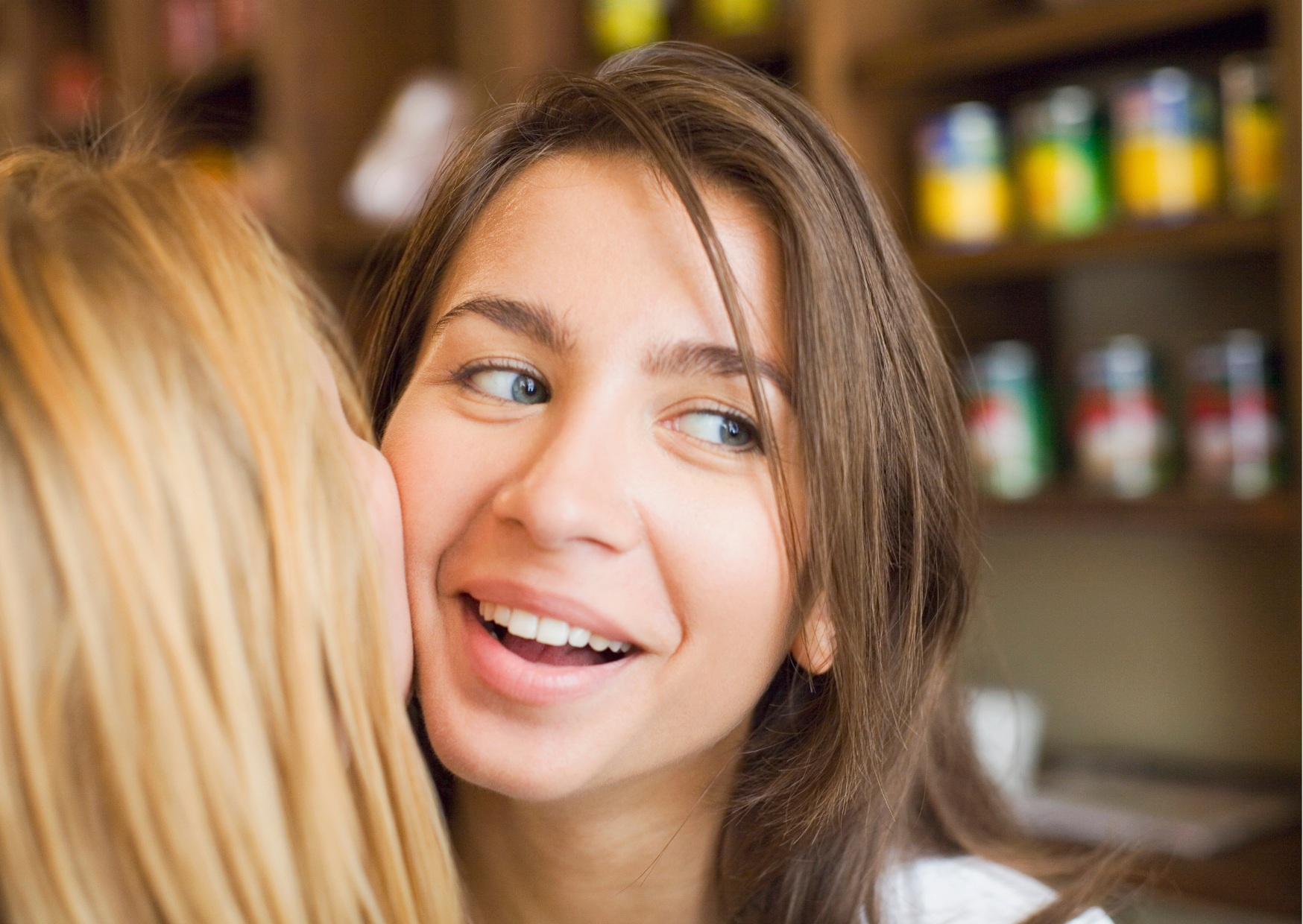 Want to Blend In in Spain? Stop Doing These 9 Very American Things 3 Spanish people 5