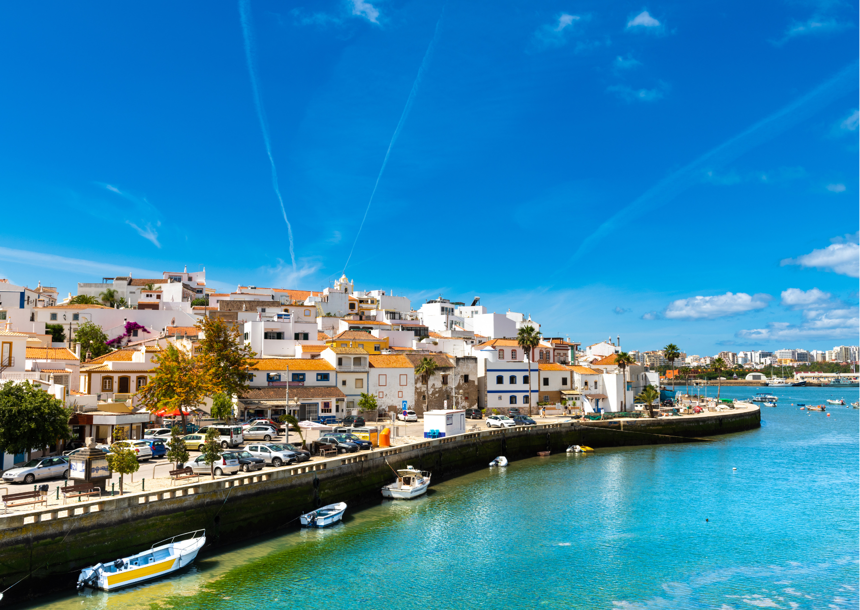 I Couldn’t Afford California Anymore: Found A Beachfront Apartment In Portugal For $1,200 4 Algarve