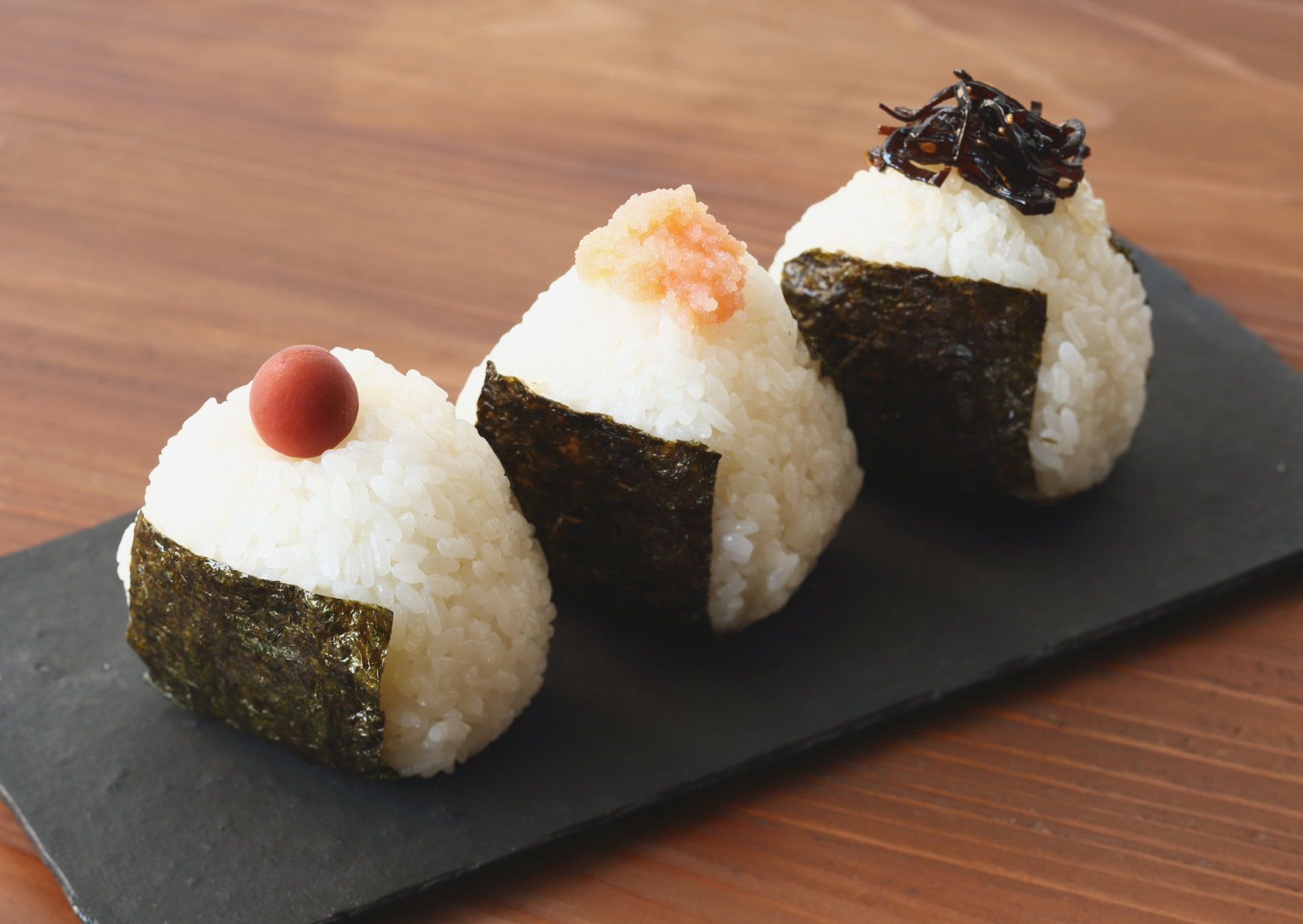 Japanese people eating rice 6