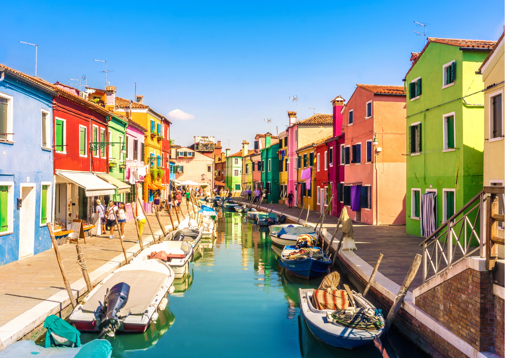 70% of Americans Book the Wrong Type of Train Ticket In Italy 1 train in Italy 6