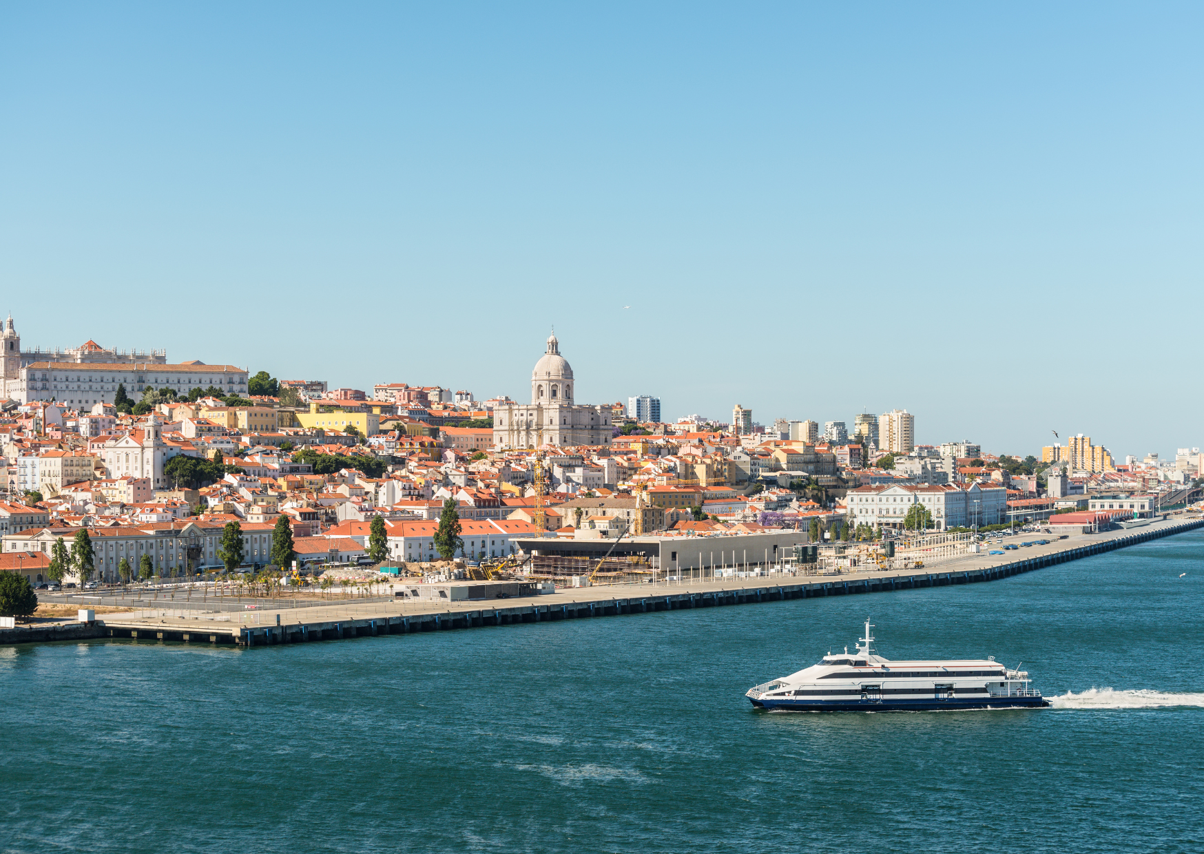 She Moved to Lisbon After Divorce With $48,000: Year Three Changed Everything 6 Lisbon 3