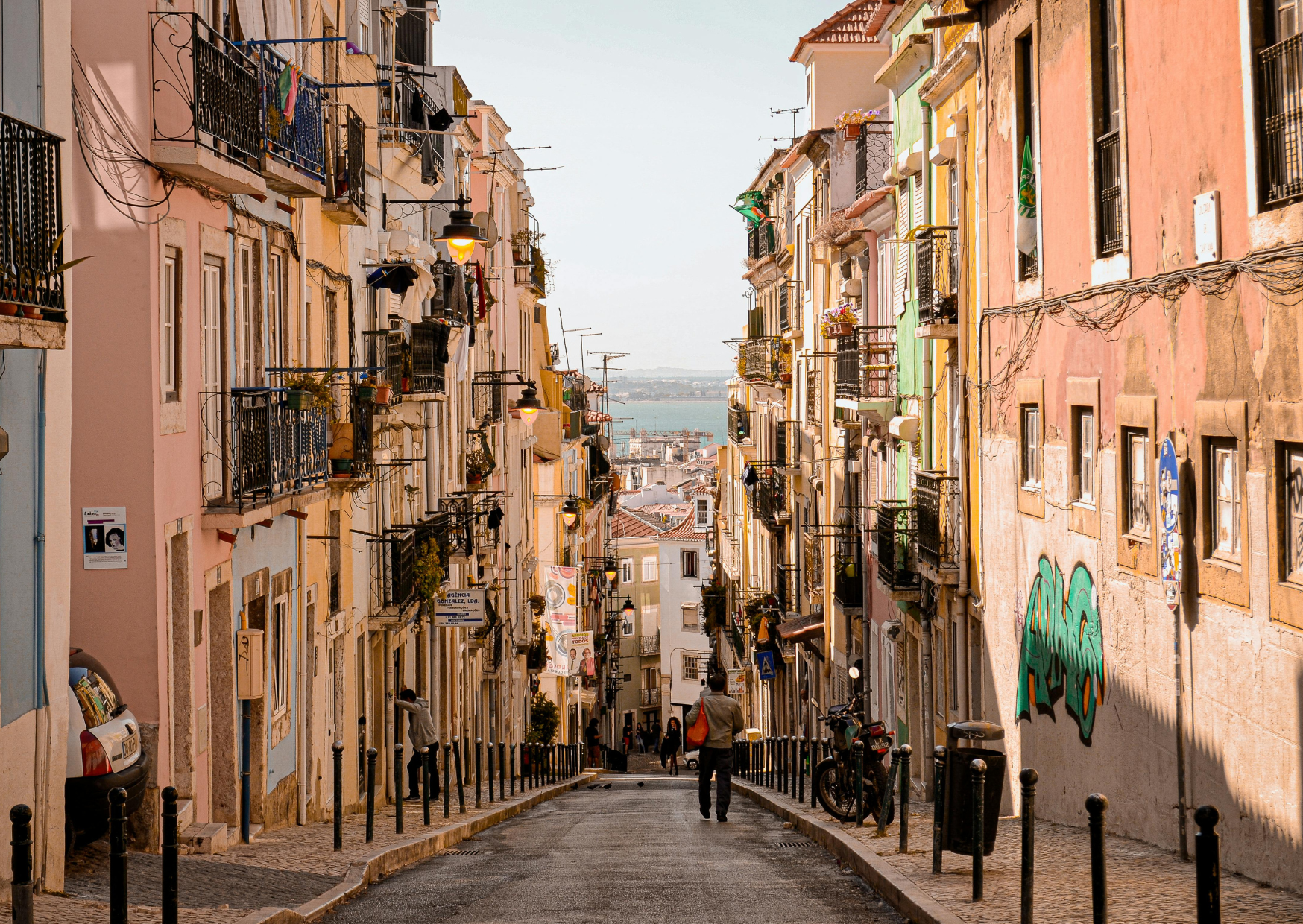 She Moved to Lisbon After Divorce With $48,000: Year Three Changed Everything 1 Lisbon