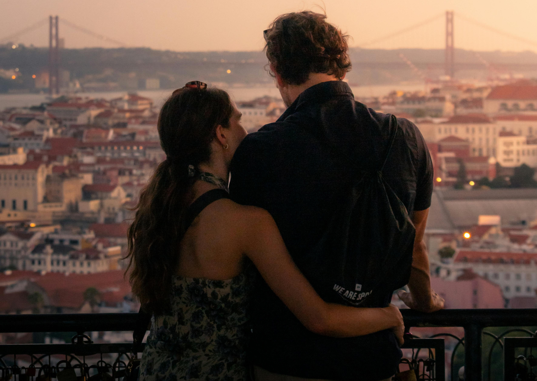 The Intimacy Habit Americans Sacrificed for Convenience: The 30-Minute Evening Ritual That Can Make Couples Feel Close Again 4 couple in Europe 3