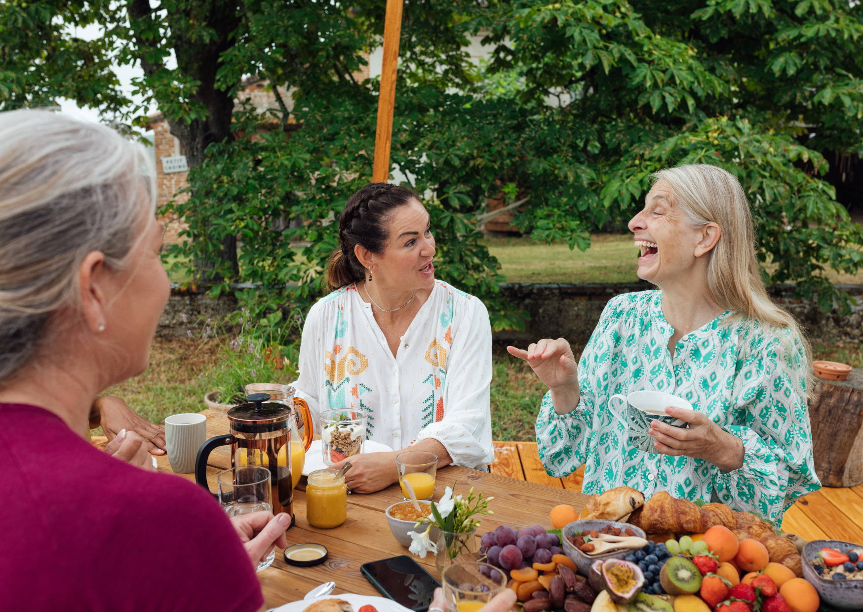 Why French Women Don't Build Health Around Vitamin Supplements: What They Eat Instead 1 french women eating