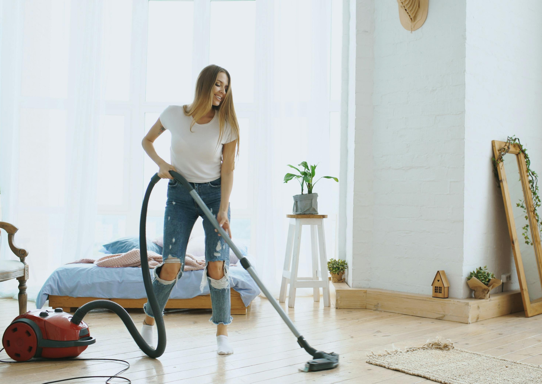 11 Things Europeans Never Buy New: Americans Replace Them Every Year 2 replace