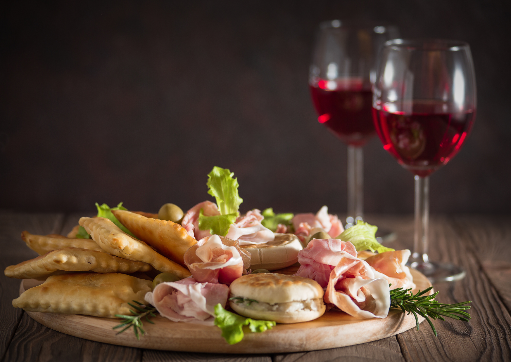 The Italian Aperitivo That Reframes Appetite Across The Afternoon 3 Italian aperitivo 5