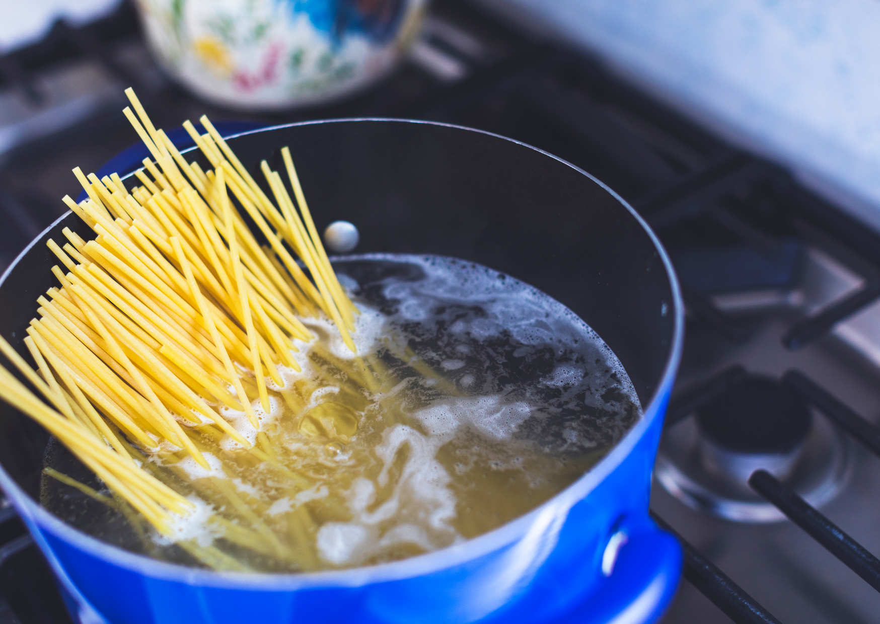 Want Your Food to Taste More Italian? 11 Kitchen Habits Italians Consider Essential That Americans Skip Completely 1 Italians 2