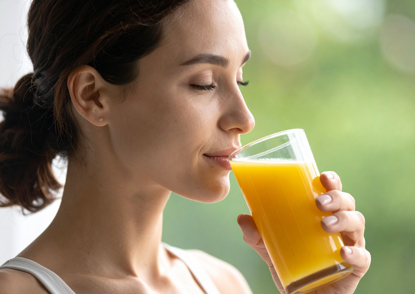 American Orange Juice Has 6 Additives: Why The Same Glass Of Orange Juice Looks Completely Different In Europe 4 juice 4