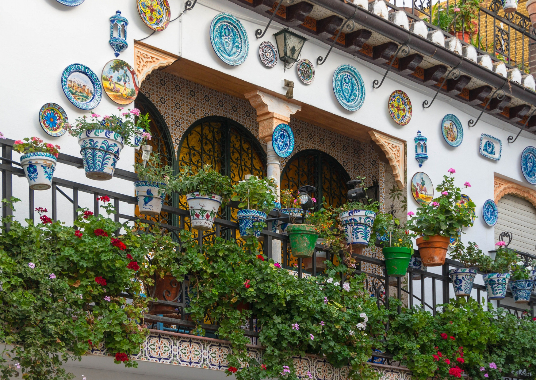 Everyone Said $125,000 Was Not Enough to Retire Abroad: The Couple Who Retired To Granada With Just $125,000 At 60. What Their Life Looks Like At 68 2 local home in Granada 5