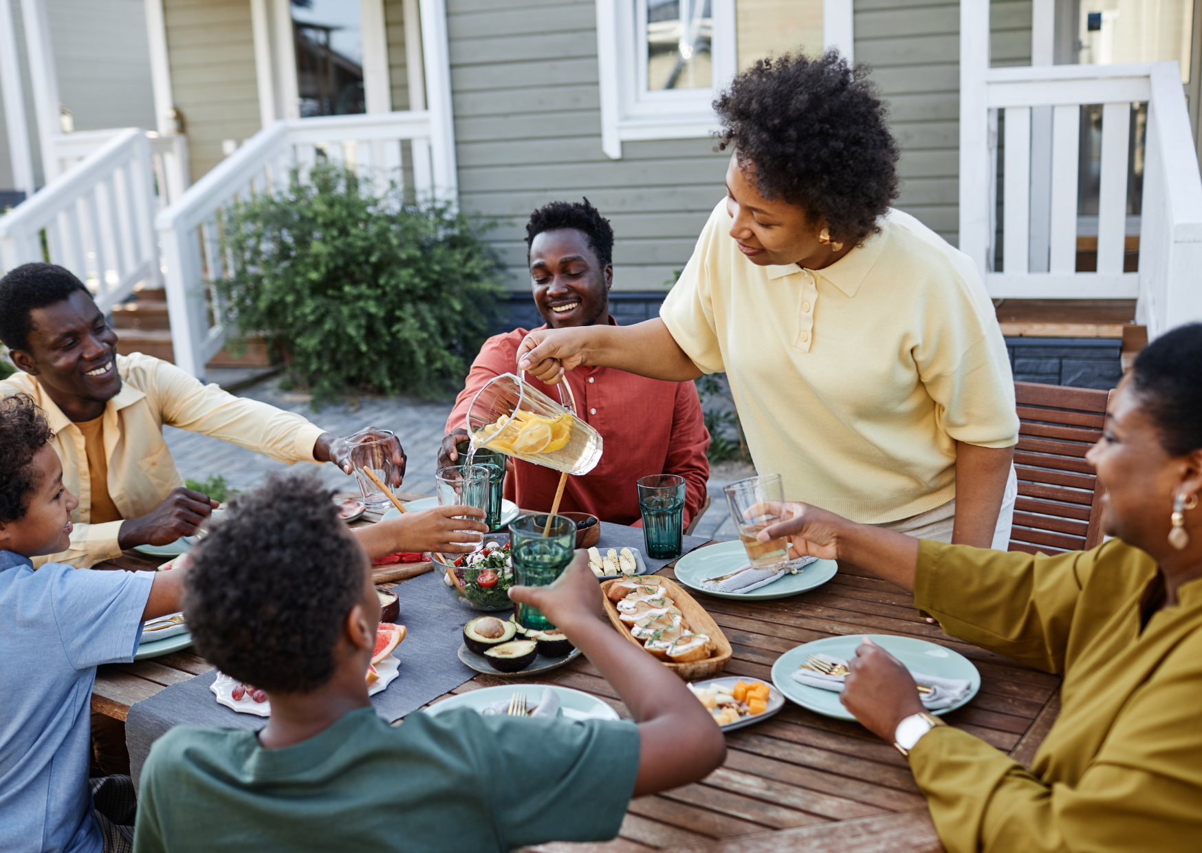 Americans Call It Friendly. Europeans May Call It Intrusive: Why European Neighbors Don’t Drop By Unannounced And Americans Miss the Rule 4 neighbors 6
