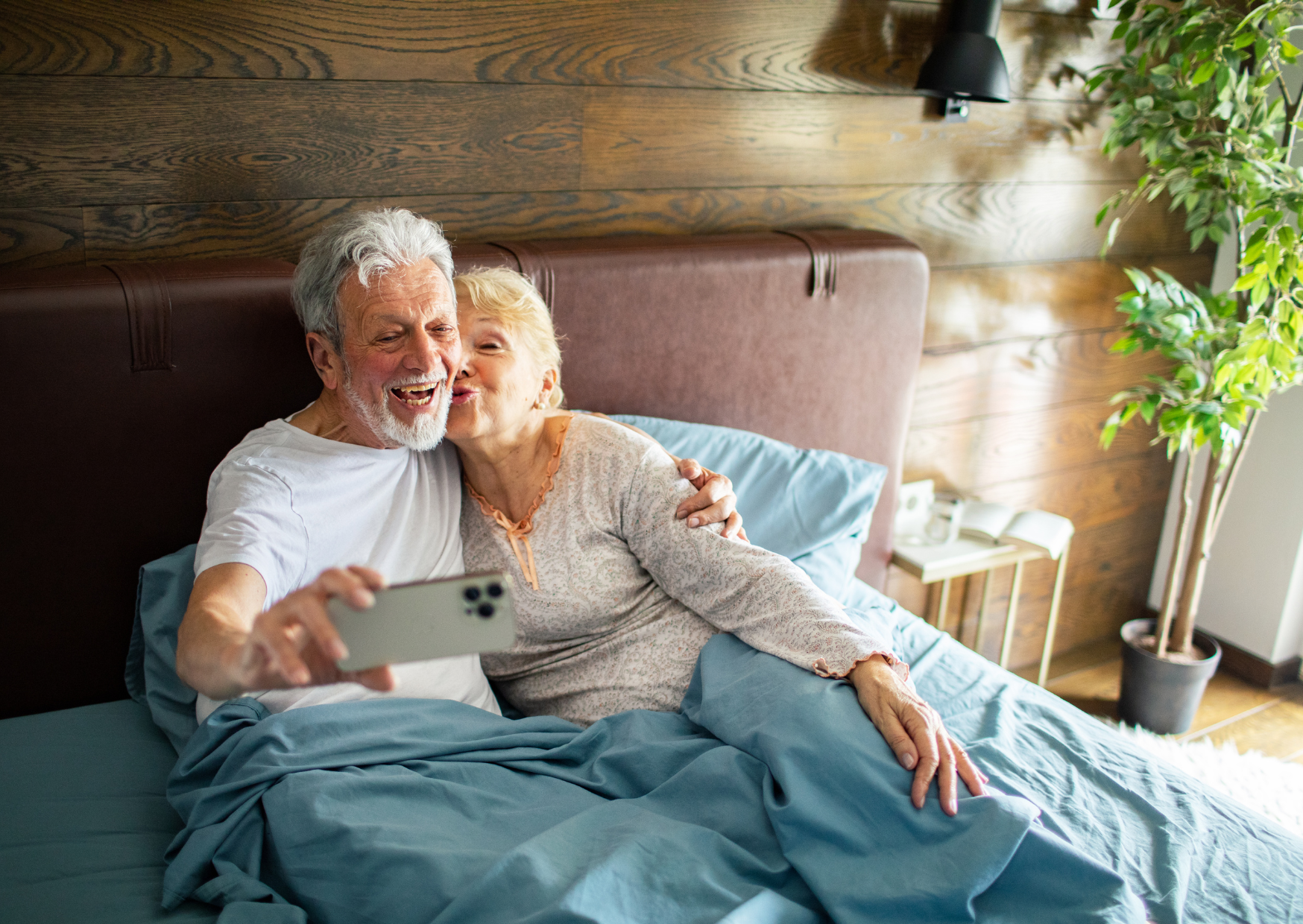 7 Bedroom Habits Portuguese Couples Maintain Past 60 That American Couples Abandon At 50 2 old couple in bedroom 7