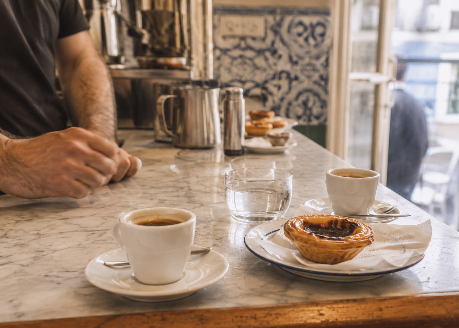 7 Dress Code Rules Portuguese Cafés Quietly Enforce That American Tourists Never See 3 Portuguese Cafes 3
