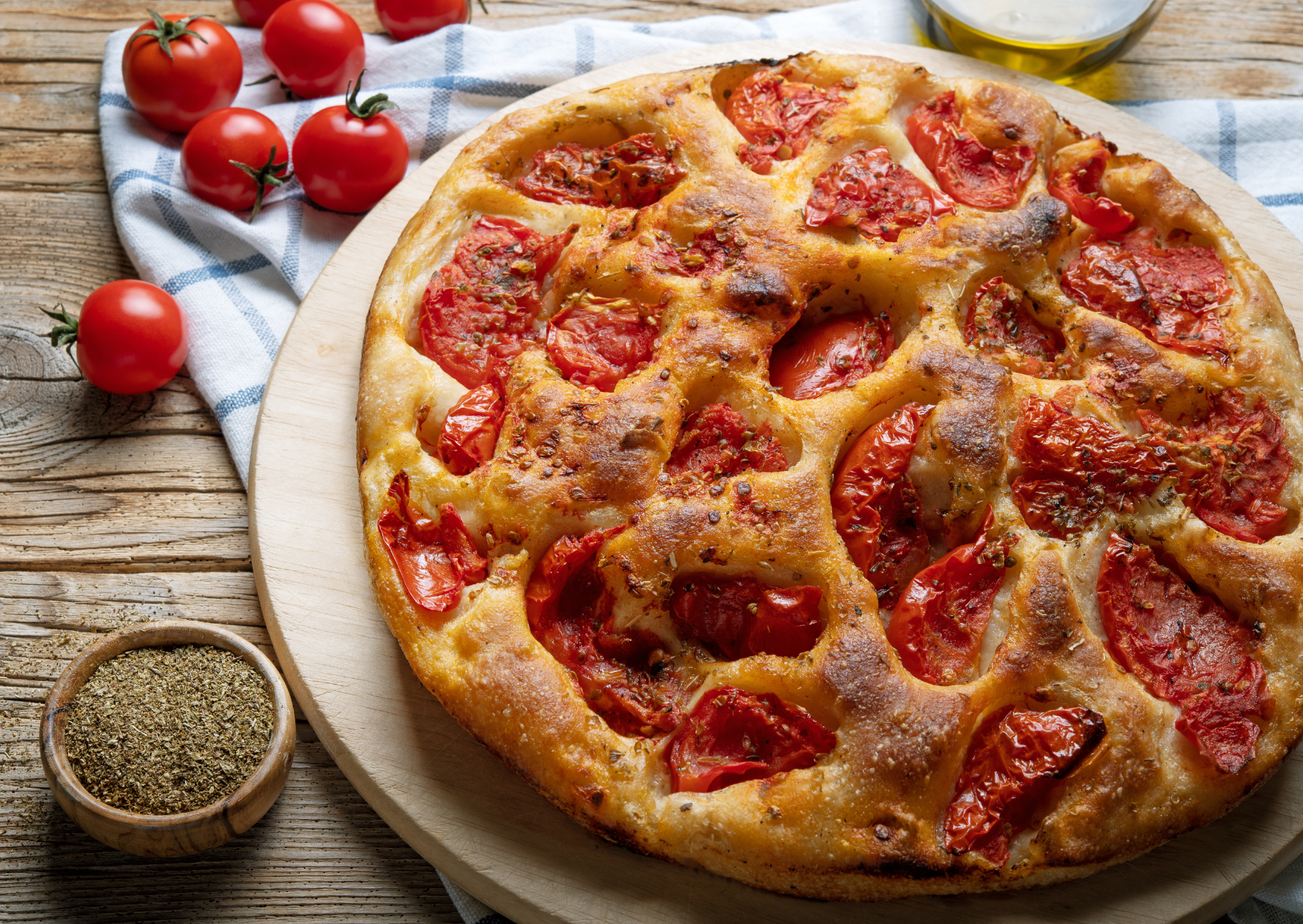 Focaccia Genovese Has a Rival. How to Make Focaccia Barese, the Tomato-Topped Version From the South 3 Focaccia Barese