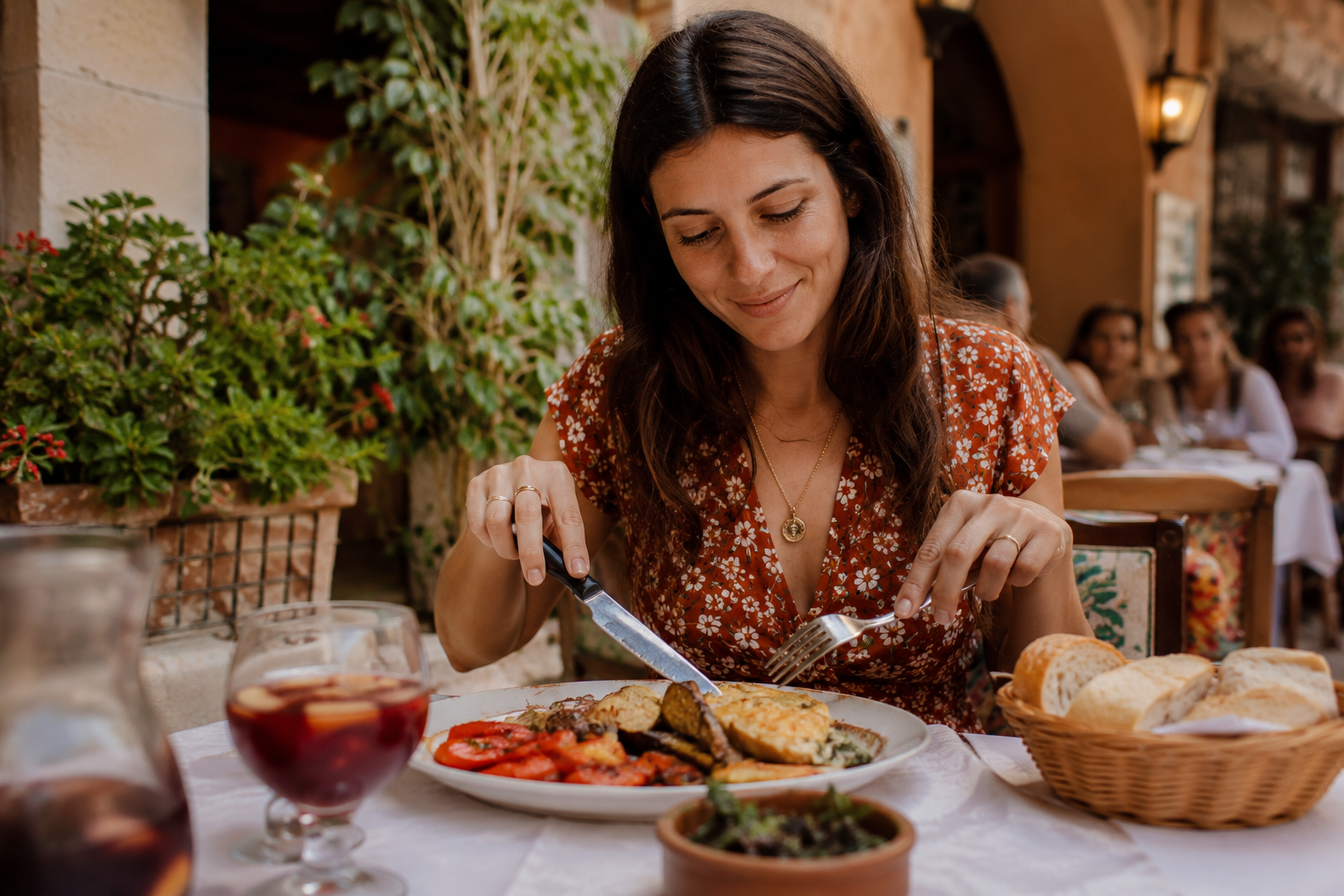 There Is No Bread Plate in Spain: The Table Rule That Confuses Every American Guest 4 bread 5